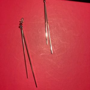 TOCARA. TINA. Stainless steel rods. Post earrings